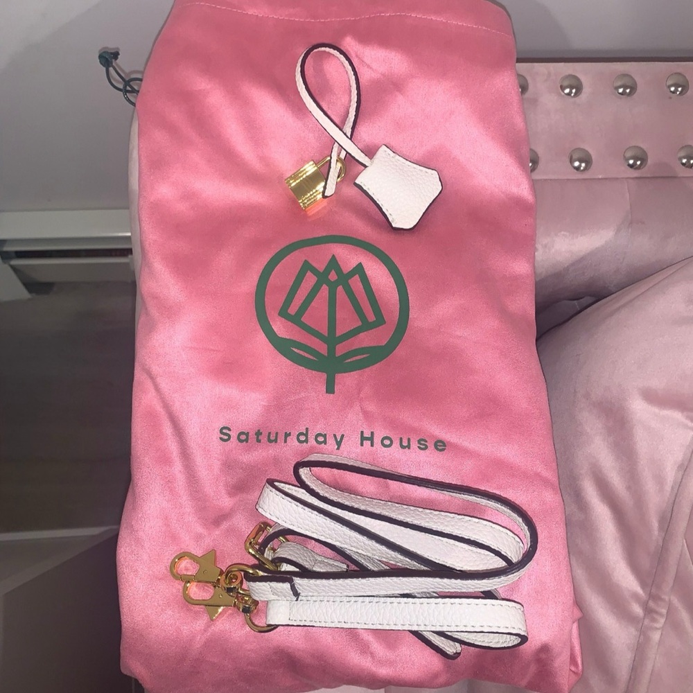 Sonique Saturday House “Girl, You Been A Fan” Blinged Bag - Picture 2 of 3